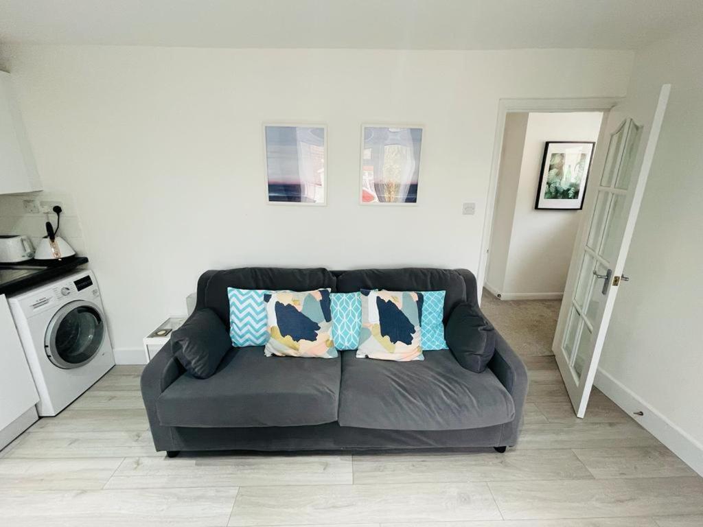 Enfield Chase Apartment Extérieur photo